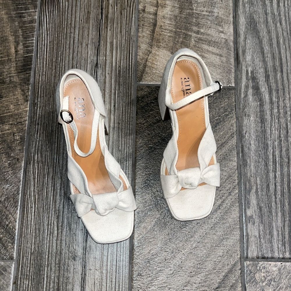 Ana cotton fabric cream colored platform 4” sandals - Picture 3 of 4